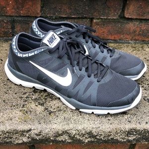 Women’s Nike sneakers